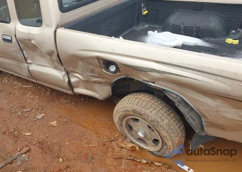 1998 Toyota Tacoma из США, поврежденный, VIN 4TAVL52N0WZ090947